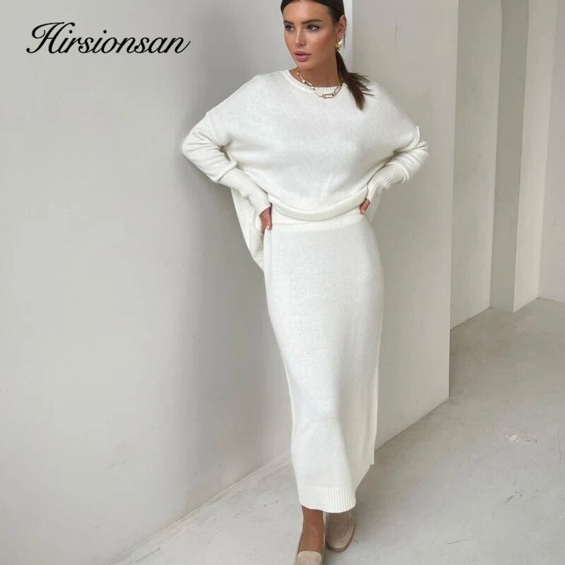 Hirsionsan Soft Elegant Vintage Women Suits 2023 New 2 Pieces Female Sets O Neck Sweater & Midi Dress Ladies Knitted TrackSuit