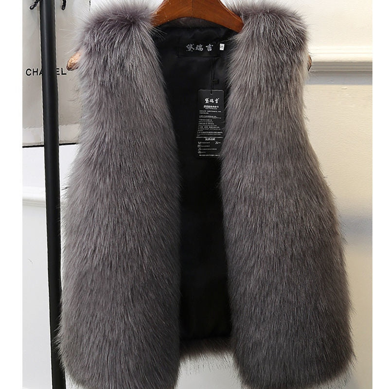 2021 New Winter Female Fox Fur Vest Coat Winter Warm White Black Gray Fur Vest Jacket Large Size 2XL Sleeveless Coat