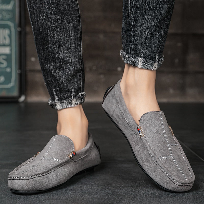 2021 New Slip-On Leather Shoes Men Casual Shoes Male Shoes Comfortable Red Driving Shoes Zapatos Moccasin Non-slip Loafers