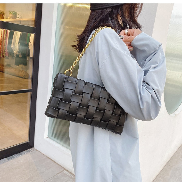 Weave Women&#39;s Clutches chain Design Shoulder bags Small PU Leather Crossbody Bags For Women 2022 Luxury handbag ladies Sling bag