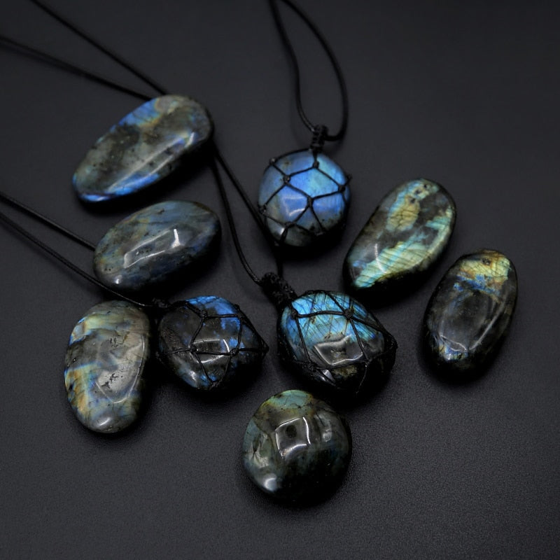 LOOKER Labradorite Necklace Natural Stone Pendant Wrap Braid Necklace Yoga Macrame Necklace for Men Energy Necklace