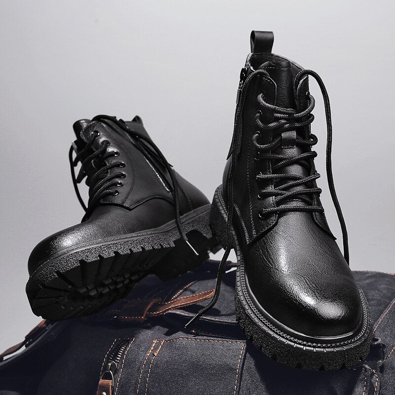 Genuine Leather Men Boots Fashion High Top Motorcycle Boots High Quality Mens Ankle Boots Winter New Casual shoes Male Footwear