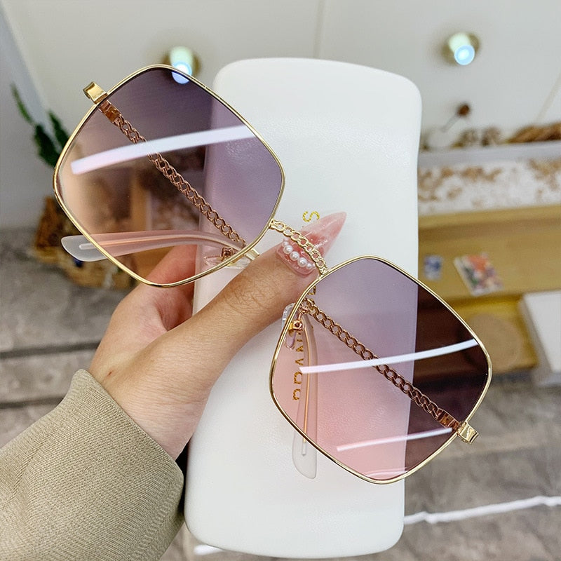 2022 New Fashion Classic Oversize Sunglasses Women Brand Designer Metal Big Frame Luxury Shades Sun Glasses Eyewear Gafas UV400