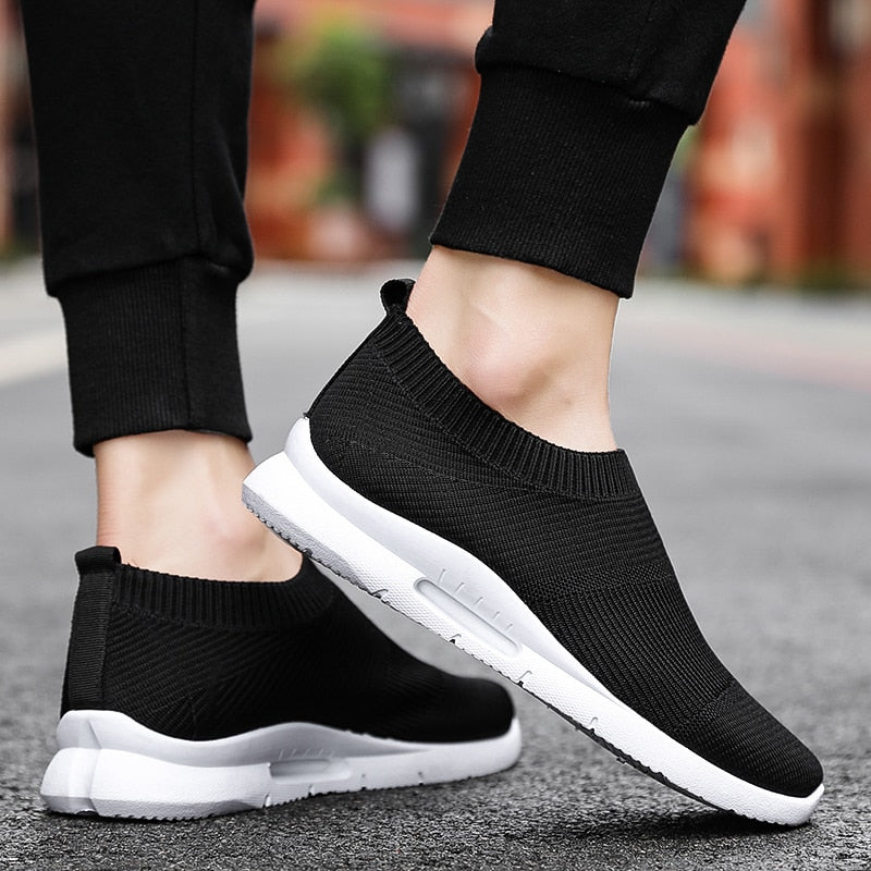 Damyuan Men Light Running Shoes Jogging Shoes Breathable Women&#39;s Sneakers Slip on Loafer Shoe Men&#39;s Casual Shoes Size 46 2021