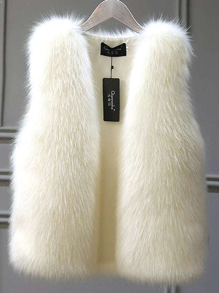 2021 New Winter Female Fox Fur Vest Coat Winter Warm White Black Gray Fur Vest Jacket Large Size 2XL Sleeveless Coat